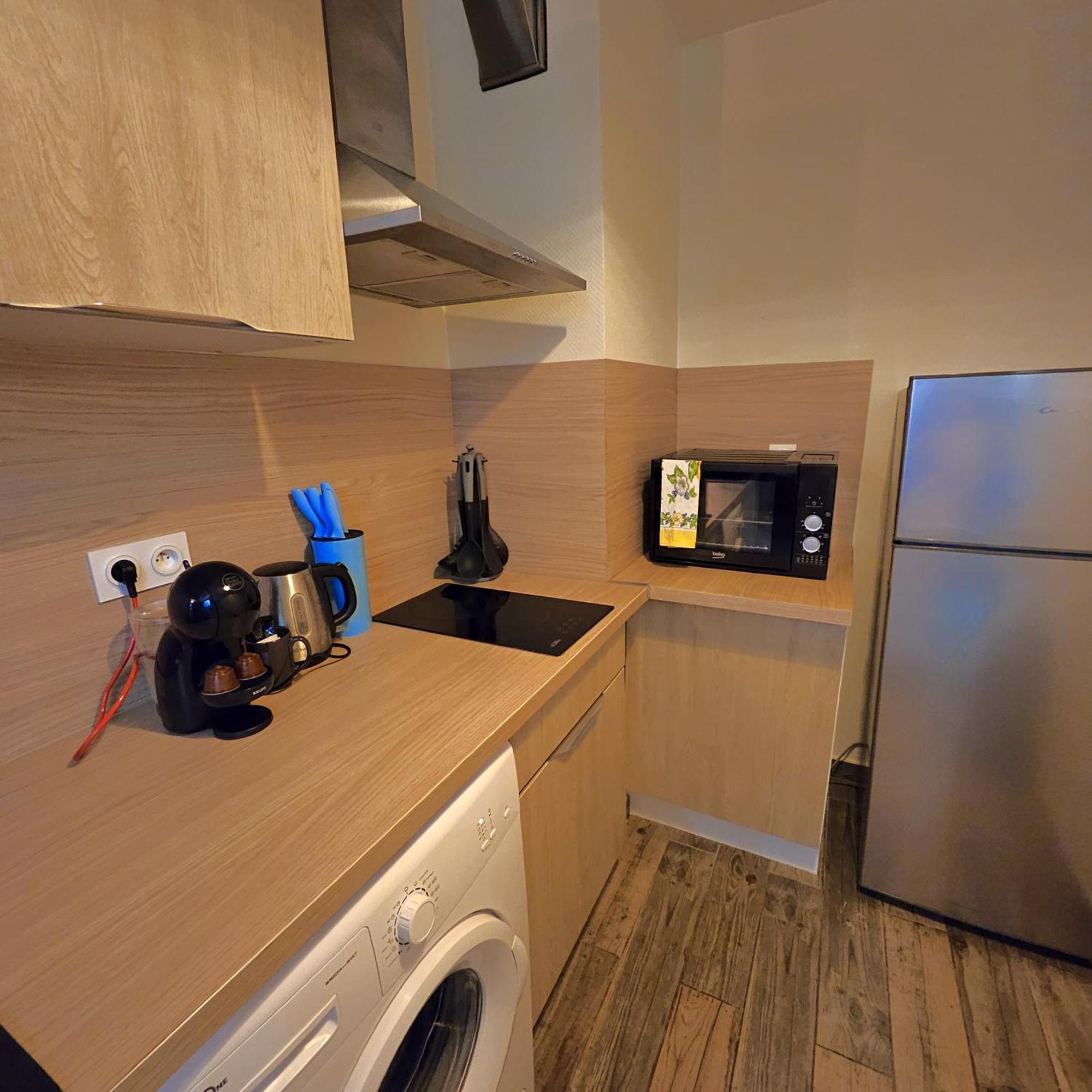 Studio Cosy Confort Moderne Vaulx-en-Velin Exterior photo
