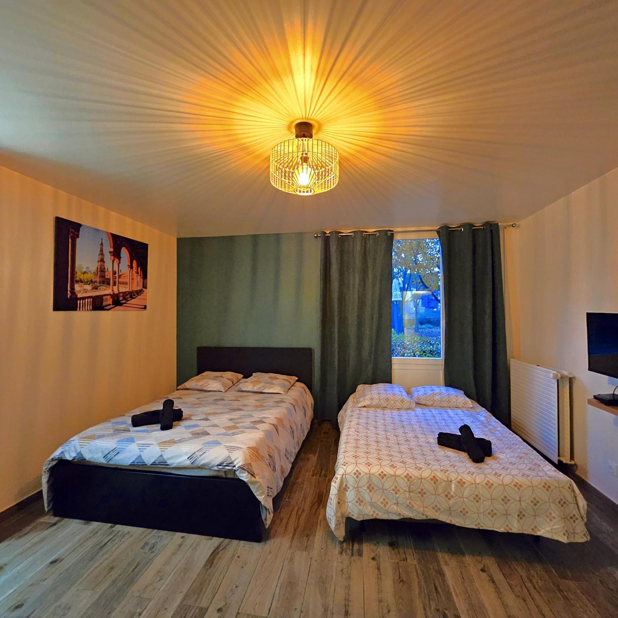 Studio Cosy Confort Moderne Vaulx-en-Velin Exterior photo